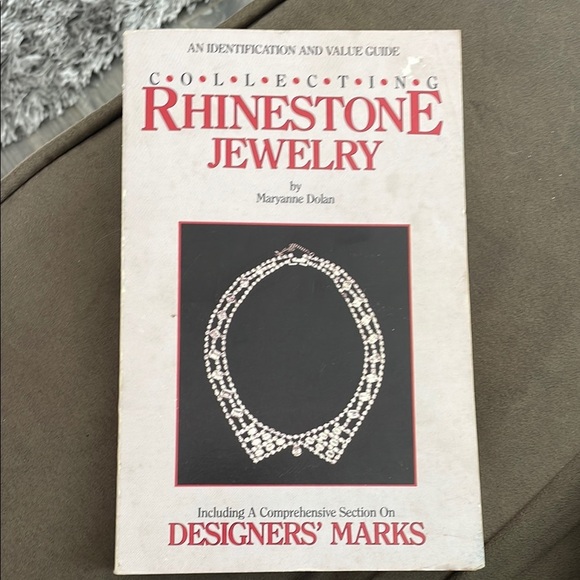 Vintage Jewelry - Rhinestone Jewelry Guide by Maryanne Dolan